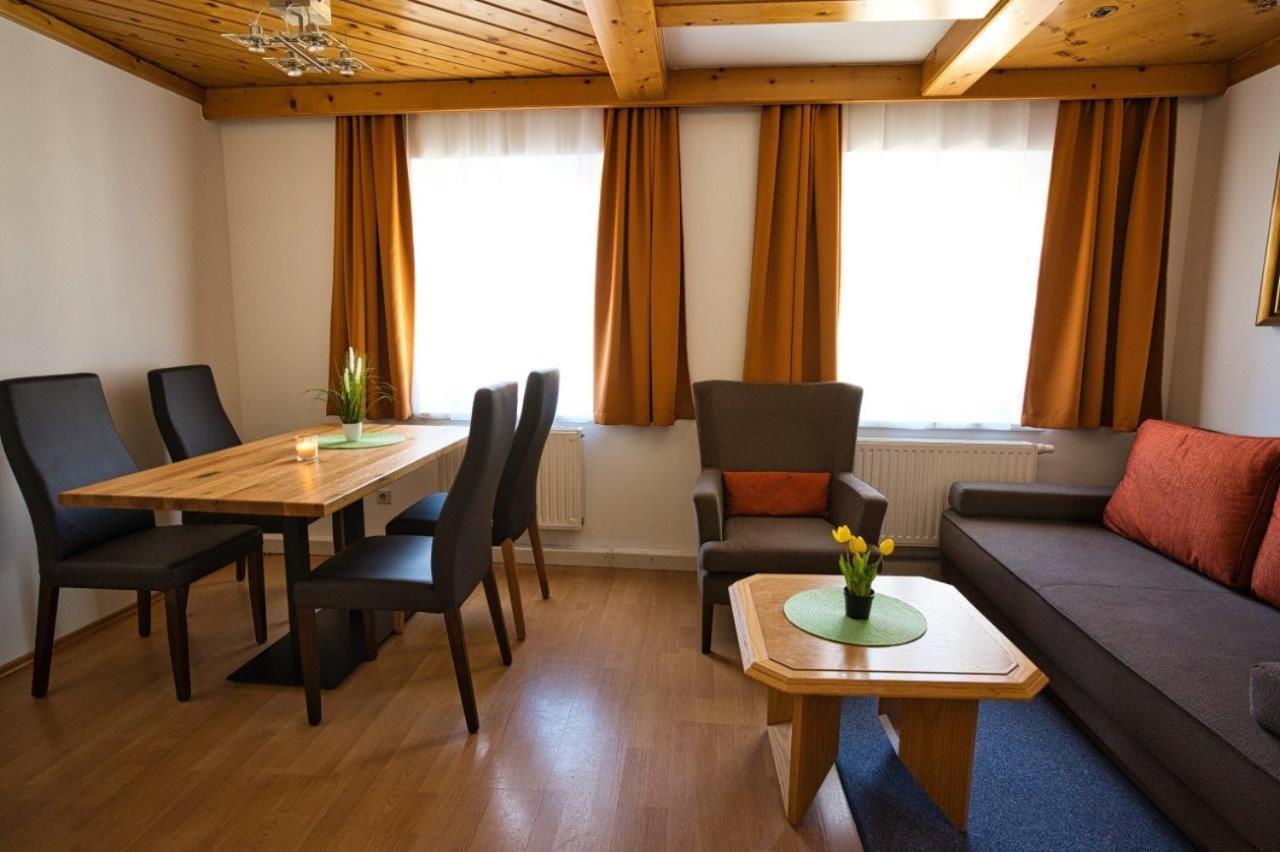 Grassegger Appartementhaus Sankt Johann am Tauern ภายนอก รูปภาพ